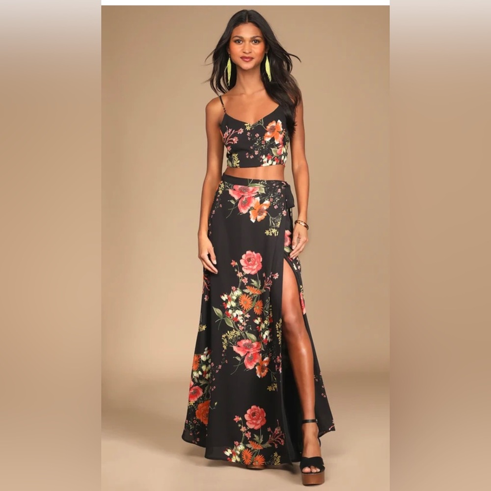 Black with pink flowers 2 piece set